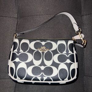 Coach Nolita 19 wristlet